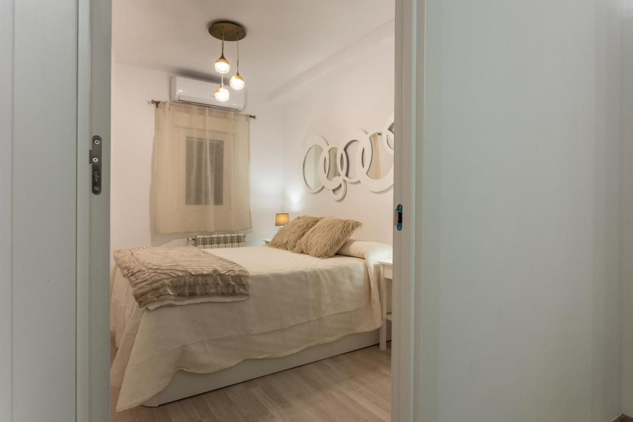 Center Deluxe II Apartment Granada Luaran gambar